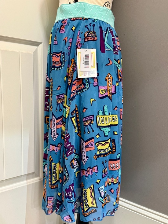 🦄 LuLaRoe Small Elegant Lola🦄 - Picture 3 of 8
